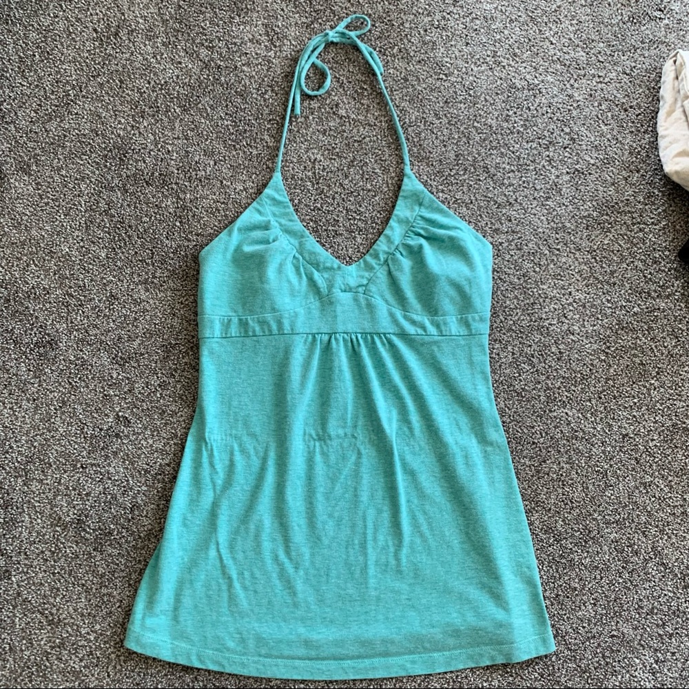 Halter top.